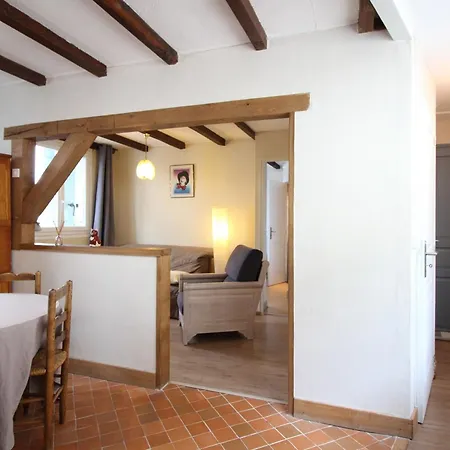 F3 De 50m² Au Coeur De Mont-dore Avec 2 Chambres, Cuisine Equipee Et 2 Salles D'eau - Fr-1-415-145 Le Mont-Dore